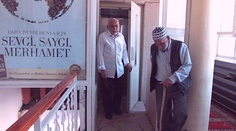 Engelli Vatandaşlarımız için Camiye Asansör Yapıldı