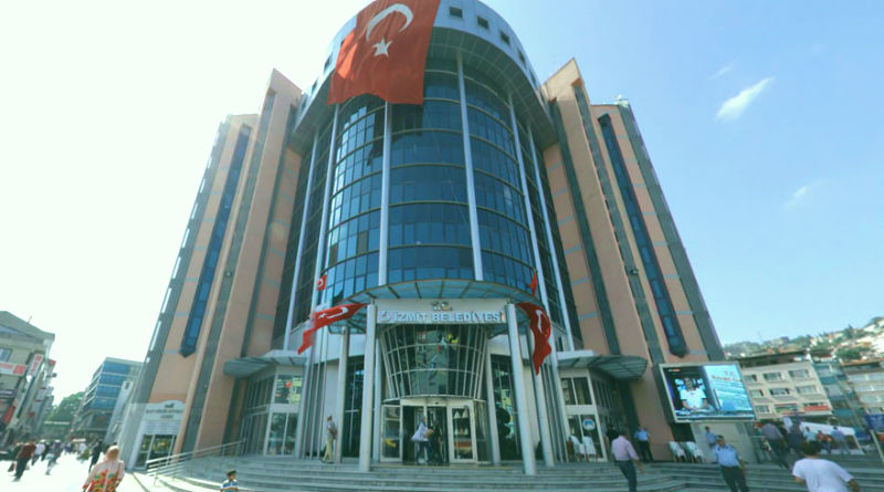 İzmit’te Asansör Kontrollerinde Belediye Payı Alınmıyor